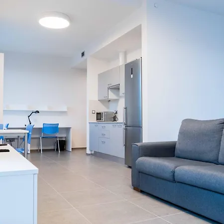 Apartamentos Turísticos UNEATLANTICO-3